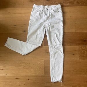 Levi’s white 721 high rise ankle skinny distressed raw hem denim jeans 28 summer